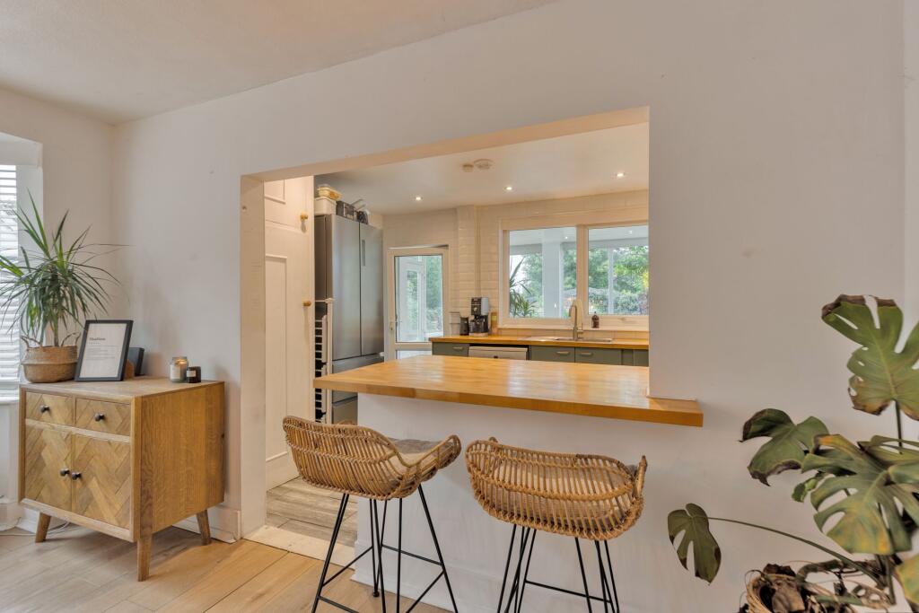 Rare Opportunity with Charming Cottages in Hempnall photo 2