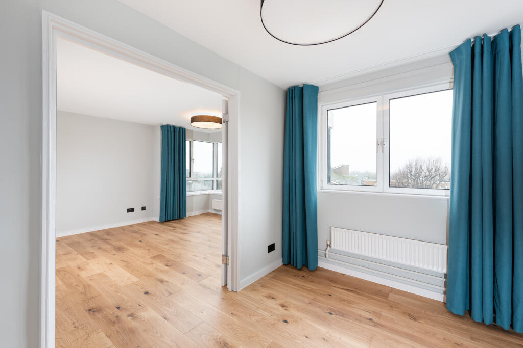 Apartment in Brighton - More