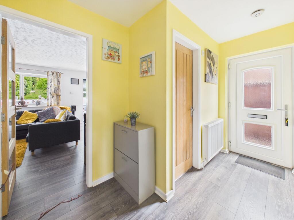 House in Nottingham, Woodthorpe - More