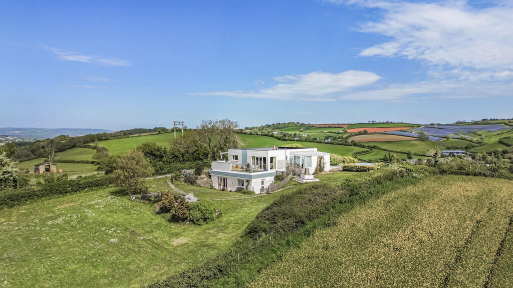 Main image of property: Fluder Hill, Kingskerswell