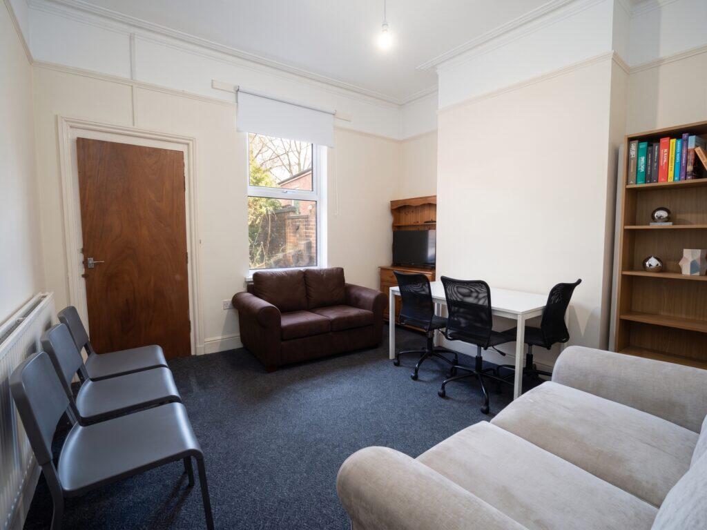 Main image of property: Bristol Road Selly Oak, Birmingham, B29 6BJ