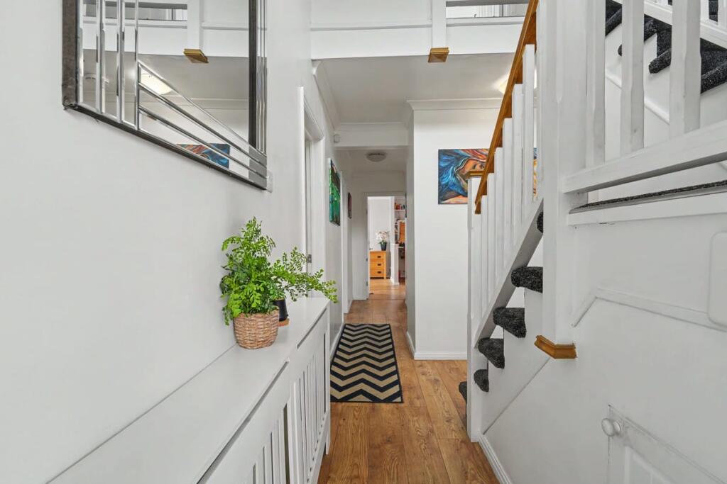 House in Preston - View 5