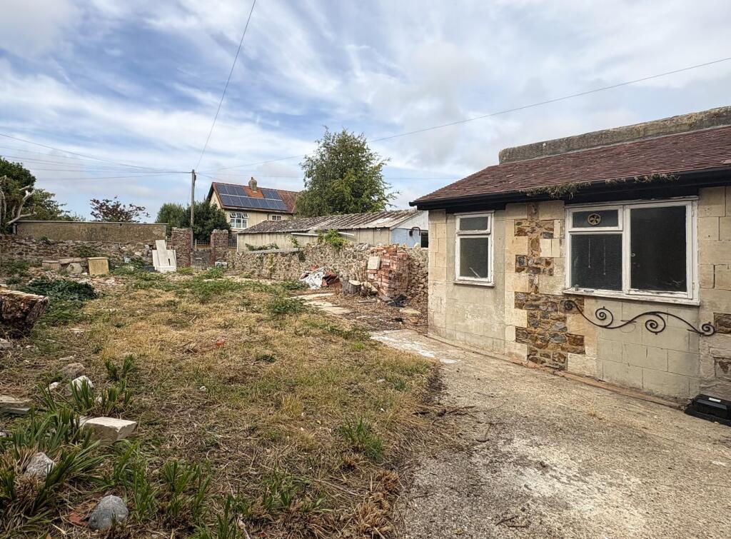 House in Exeter - View 2