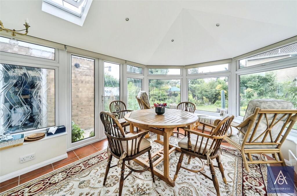 House in Brackley, West Northamptonshire - View 3