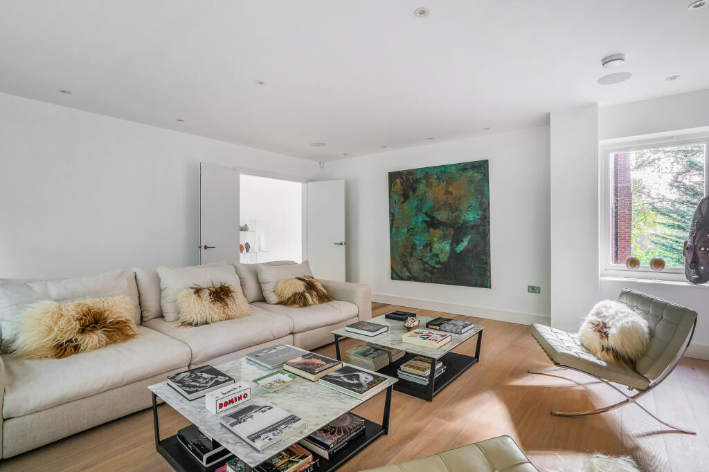 House in Slough, Sunninghill and Ascot - View 4