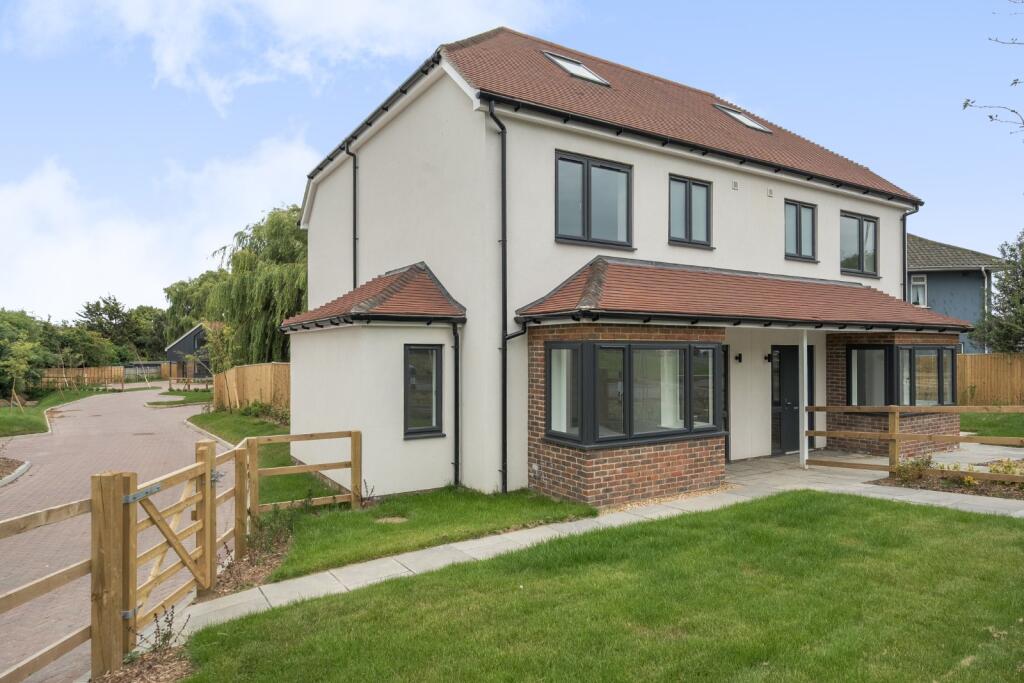 Main image of property: Old Shoreham Road, Lancing, West Sussex, BN15