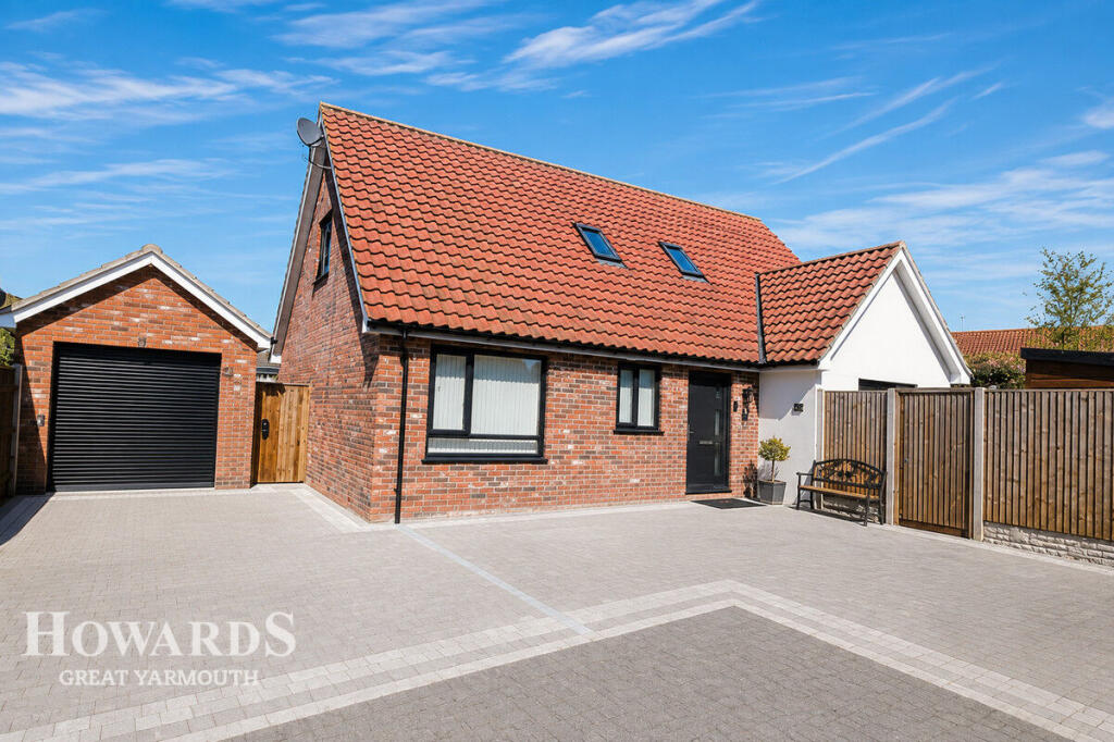 Main image of property: Bridle Close, Hemsby