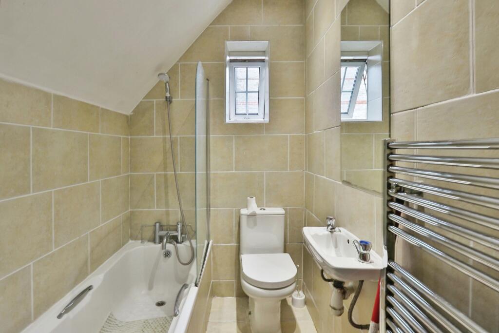 Wimborne Road, BOURNEMOUTH, Dorset, BH2 photo 3