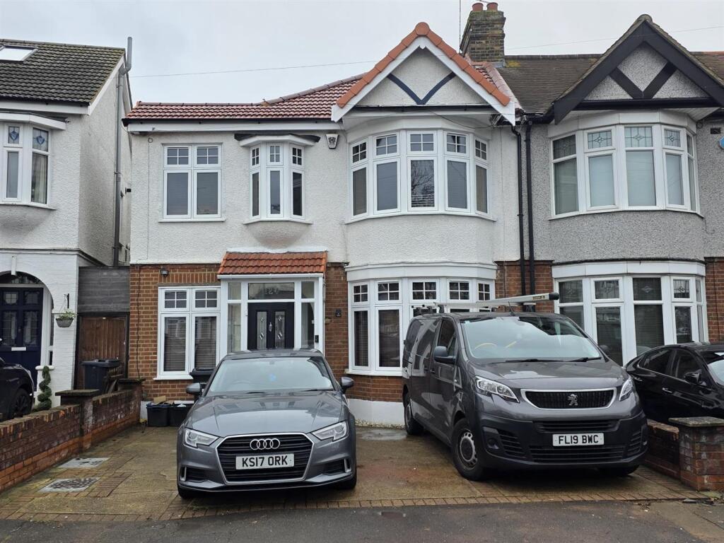 Main image of property: Bawdsey Avenue, Ilford