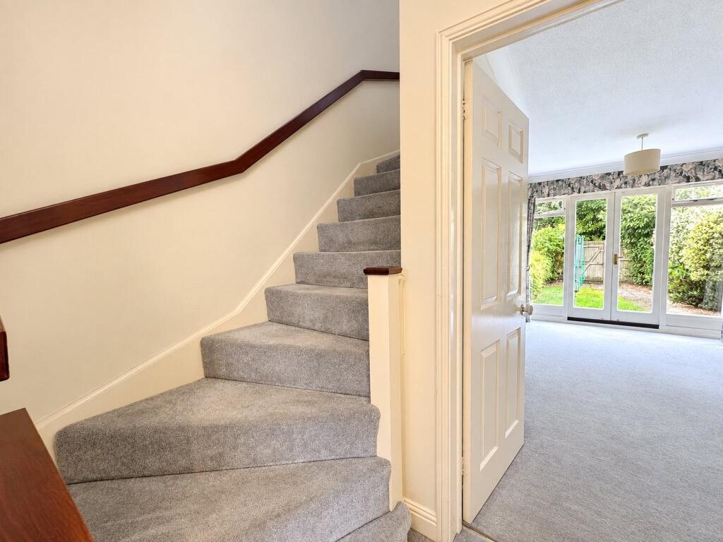 House in East Hampshire, Marelands, Bentley - More