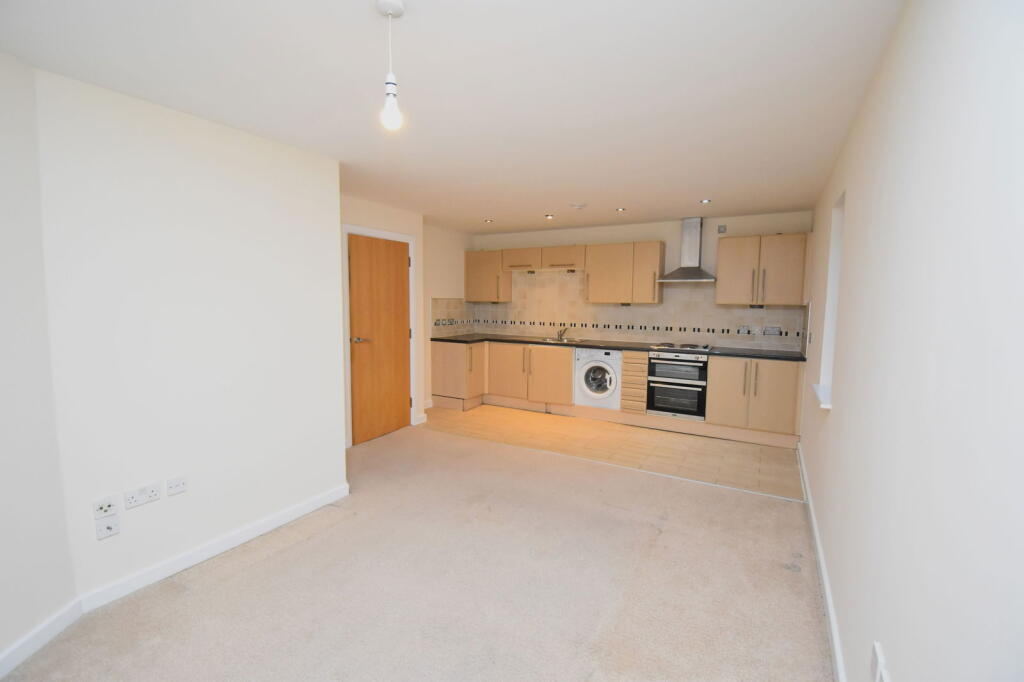 Liebig Court, Widnes, WA8 6GD photo 3