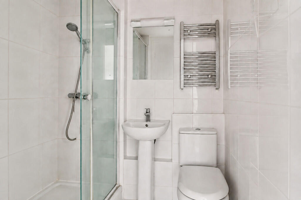 Apartment in London - View 5
