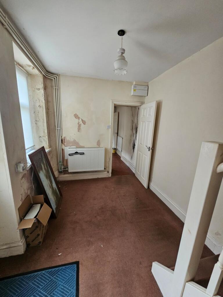 House in Pontllanfraith, Caerphilly - View 3