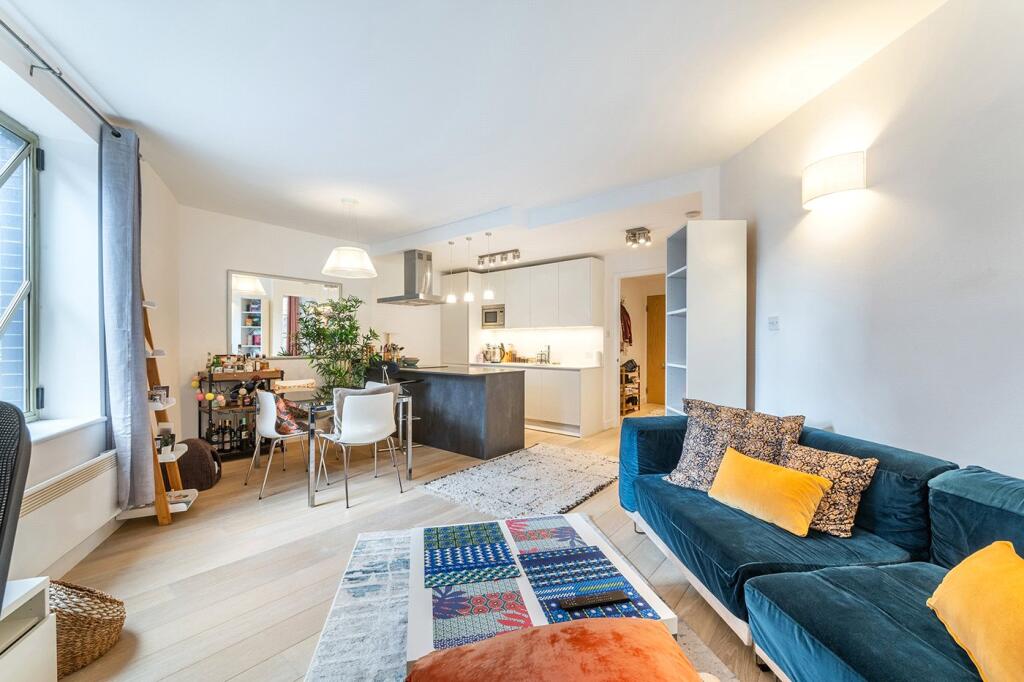 Main image of property: The Circle, 
Queen Elizabeth Street, SE1