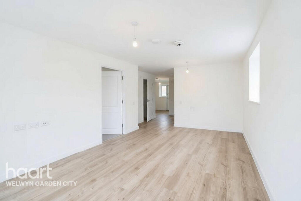 Apartment in Stevenage - More
