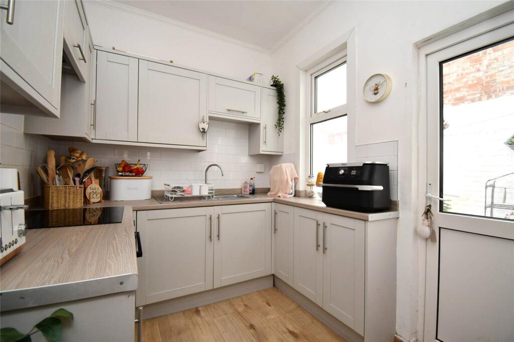 House in Birkenhead, Egerton Park - View 2