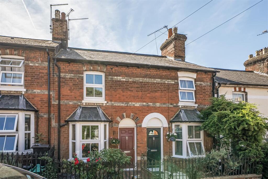 Main image of property: Brook Street,, Twyford, Reading, Berkshire, RG10