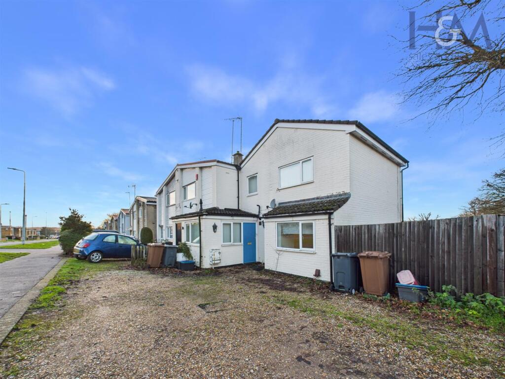 Main image of property: Valley Way, Stevenage, Hertfordshire, SG2 9AF.