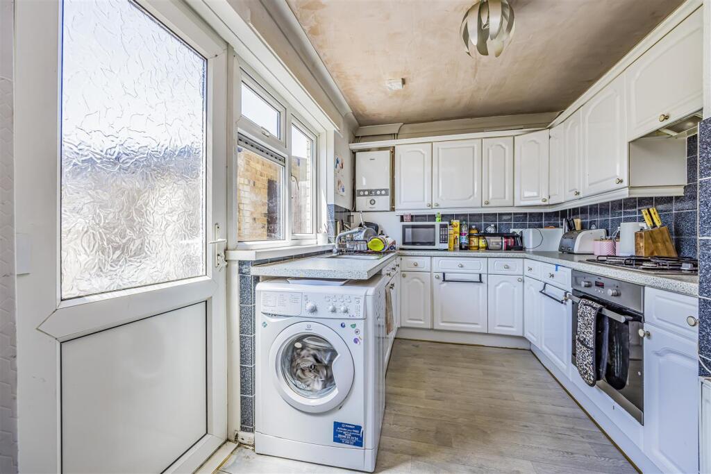wakfords way, west leigh, Havant - View 5