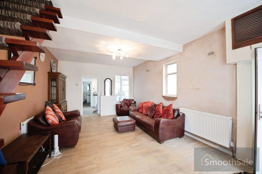 House in Romford - View 3