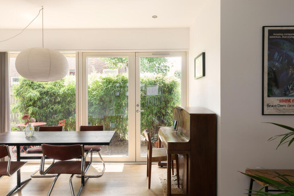 Apartment in London - View 4