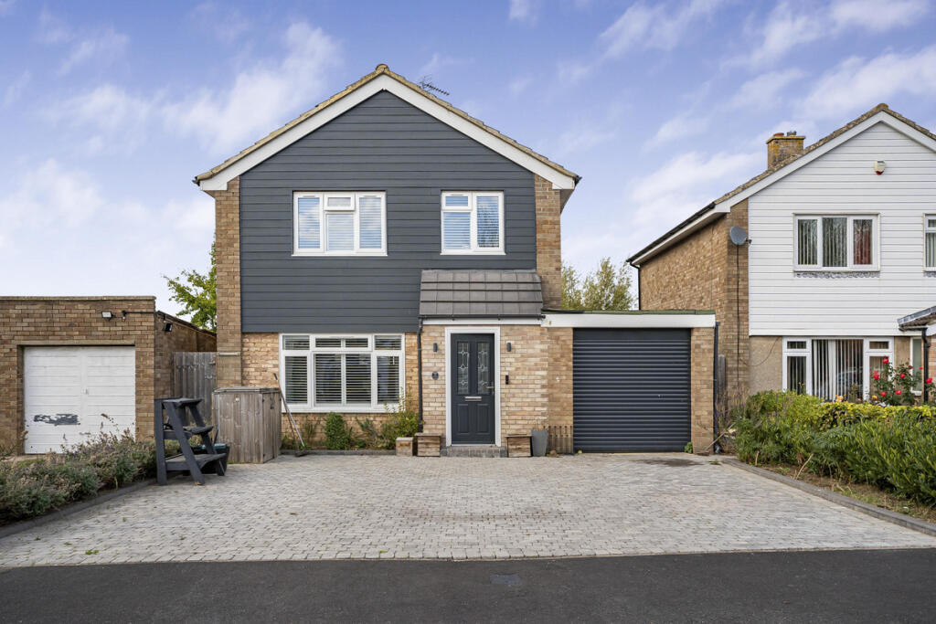 Main image of property: Mayfield Avenue, Wantage, OX12