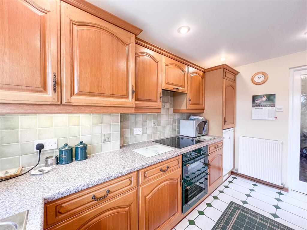 House in Staffordshire Moorlands, Cheddleton - View 4