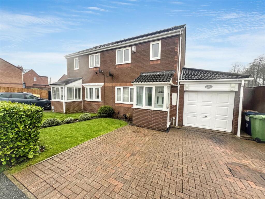 Main image of property: Hollowdene, Hetton-Le-Hole, Houghton Le Spring