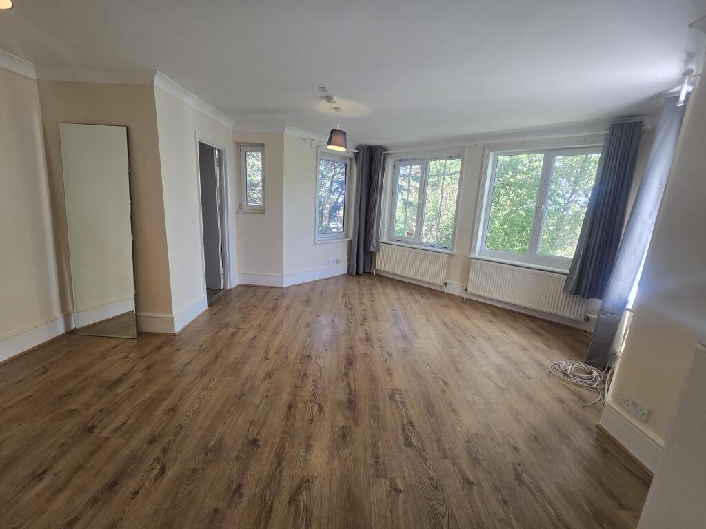 Main image of property: Hill House, Park Hill, Carshalton, Sutton