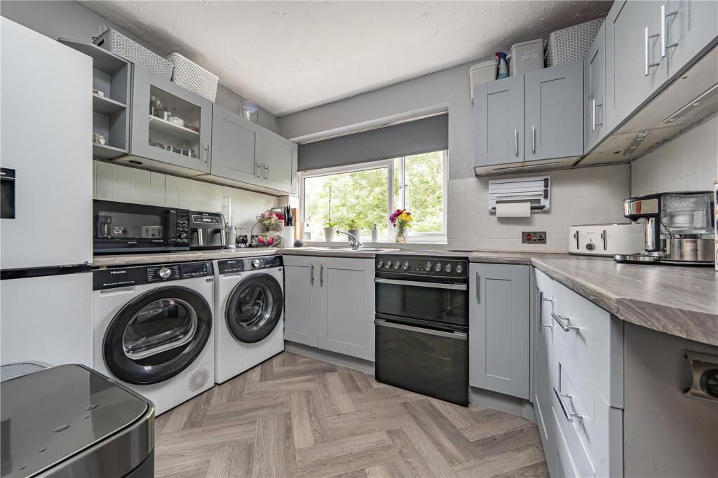 Apartment in London - View 4