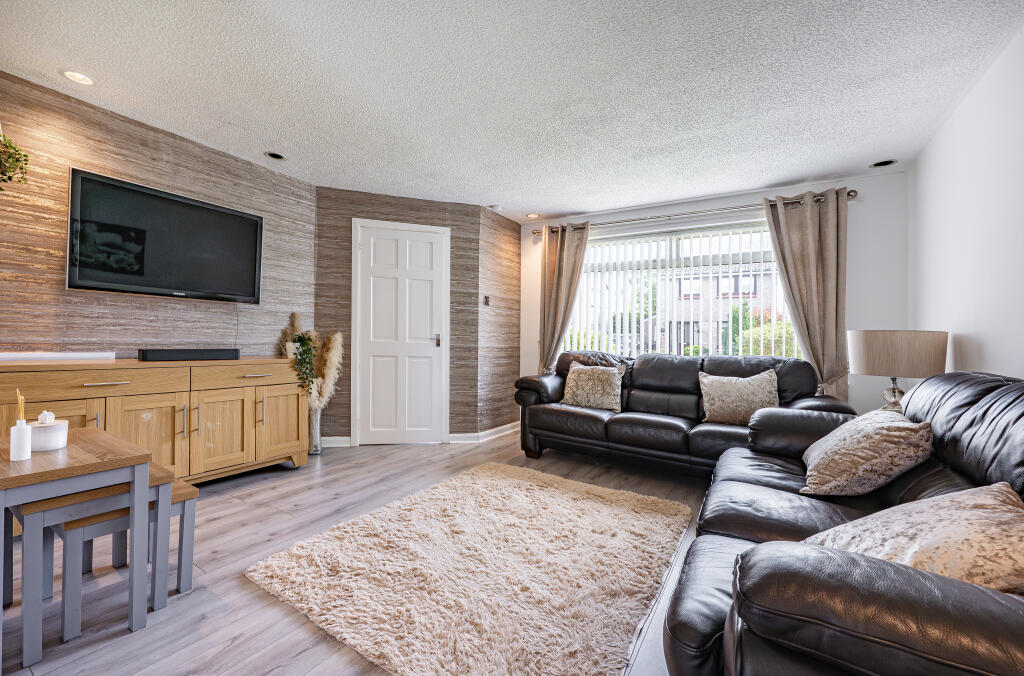 32 Tanzieknowe Road, Cambuslang, Glasgow, G72 photo 3