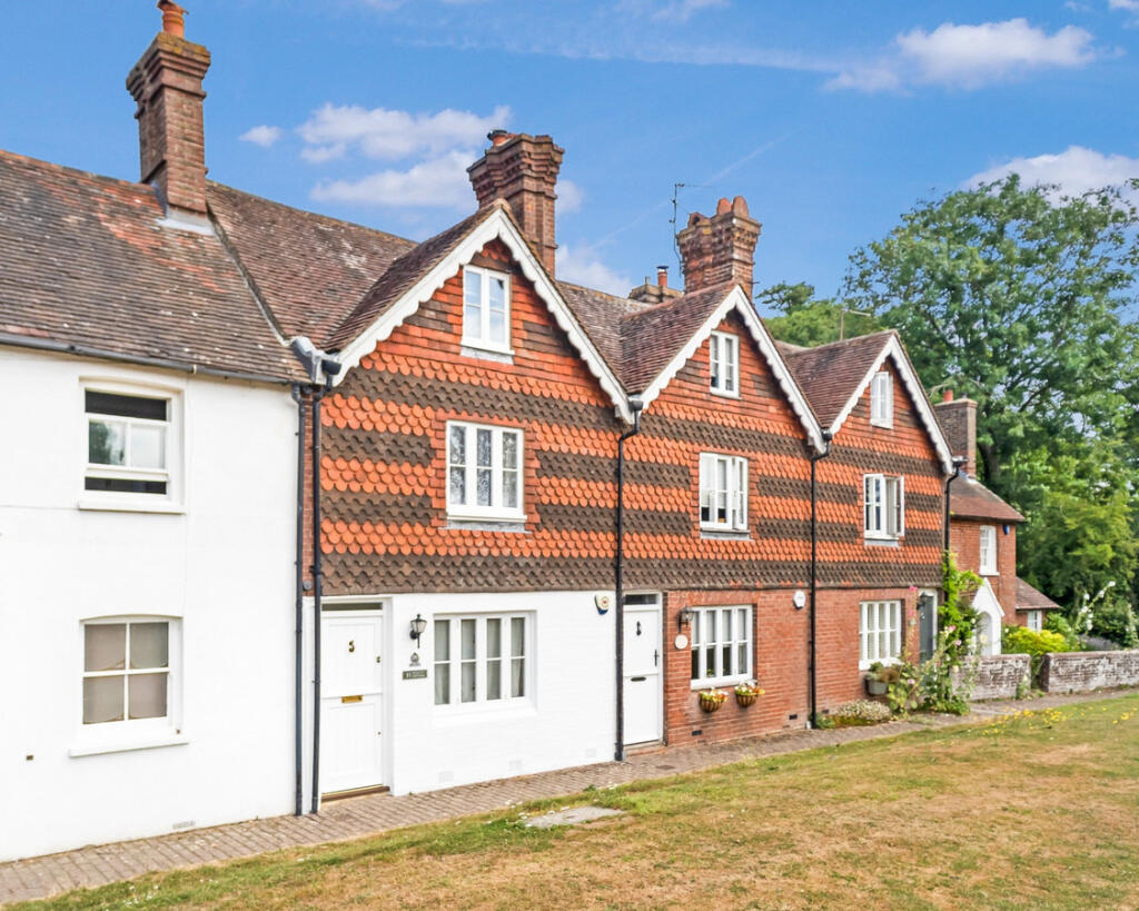Main image of property: The Green, Newick, BN8