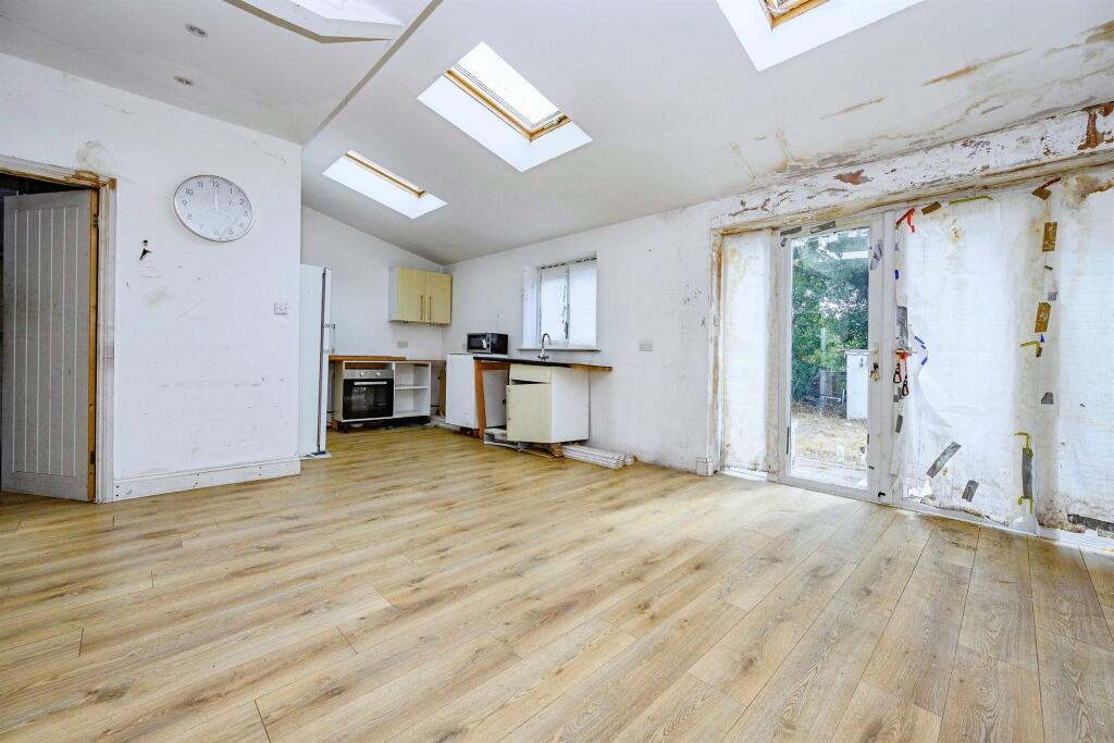 House in Watford - View 2