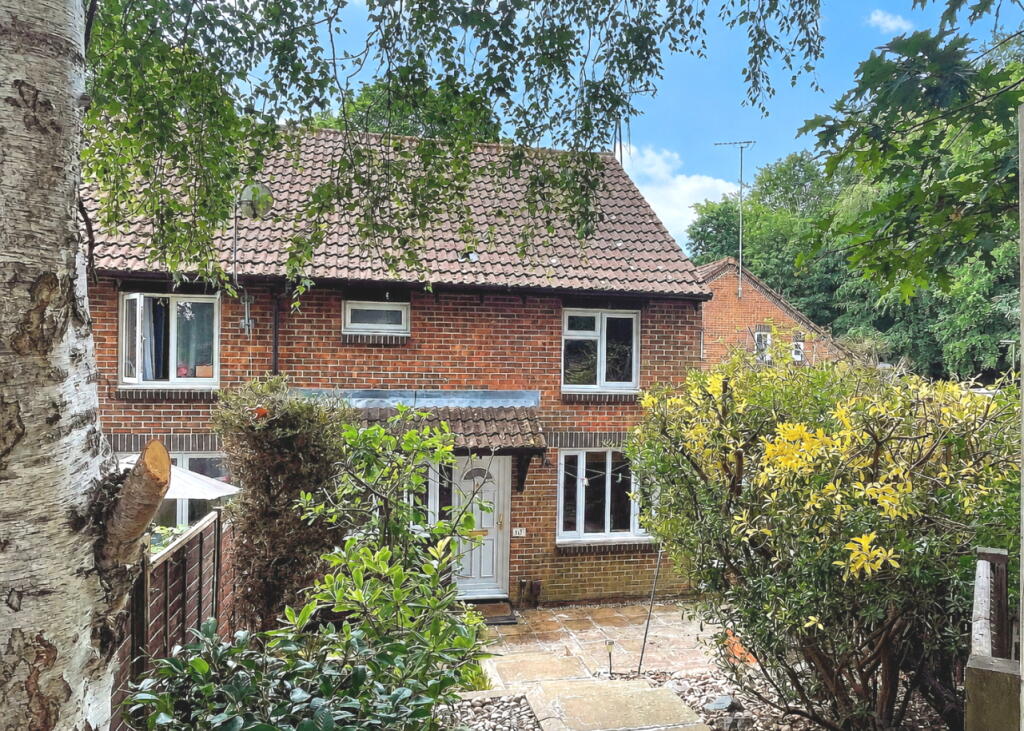 Main image of property: Knaphill, Woking