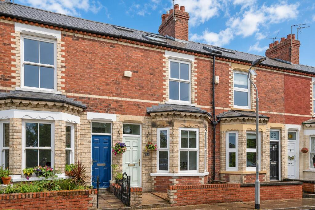 3-bed terraced on Knavesmire Crescent, York, £400,000
