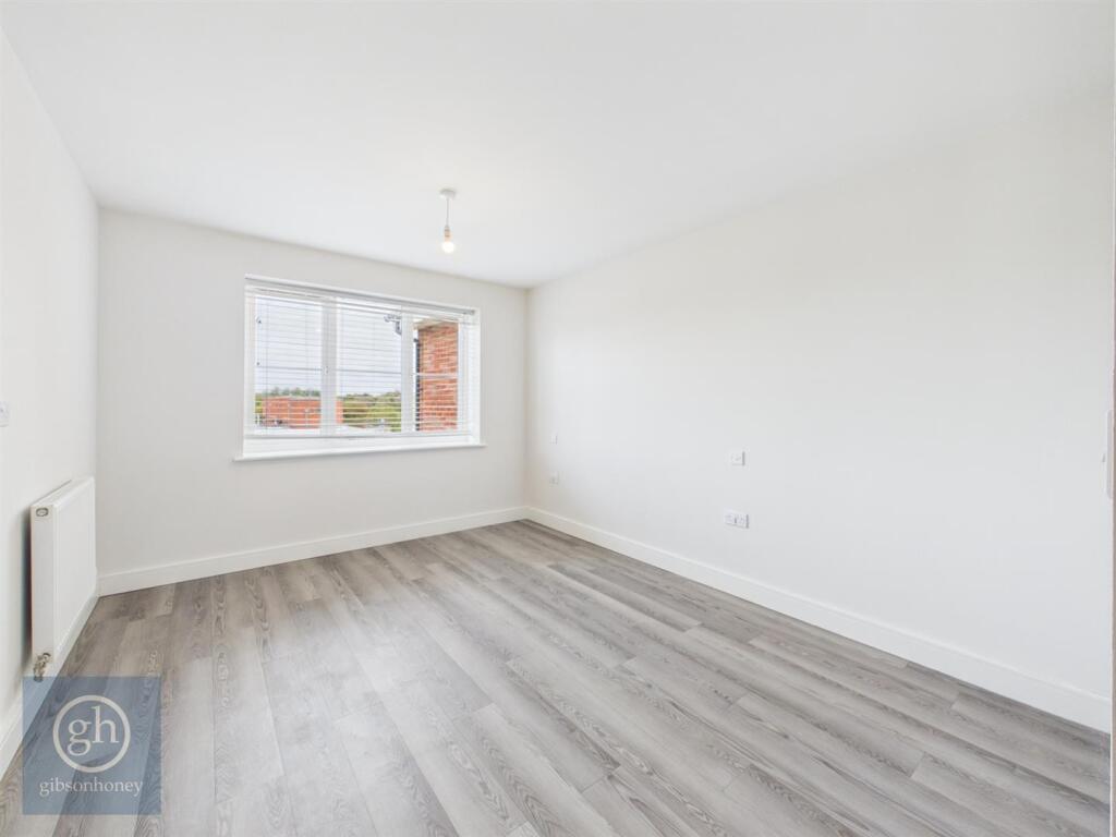 Main image of property: Elizabeth Court, Bathurst Walk, Iver
