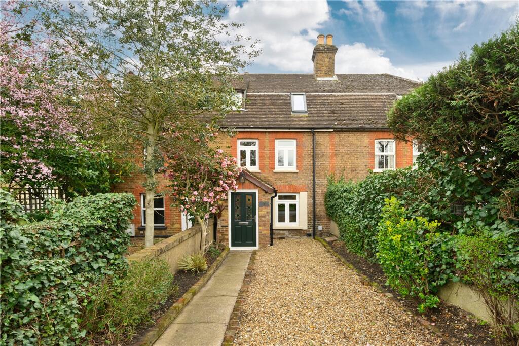 Main image of property: Charlton Road, Shepperton, Surrey, TW17