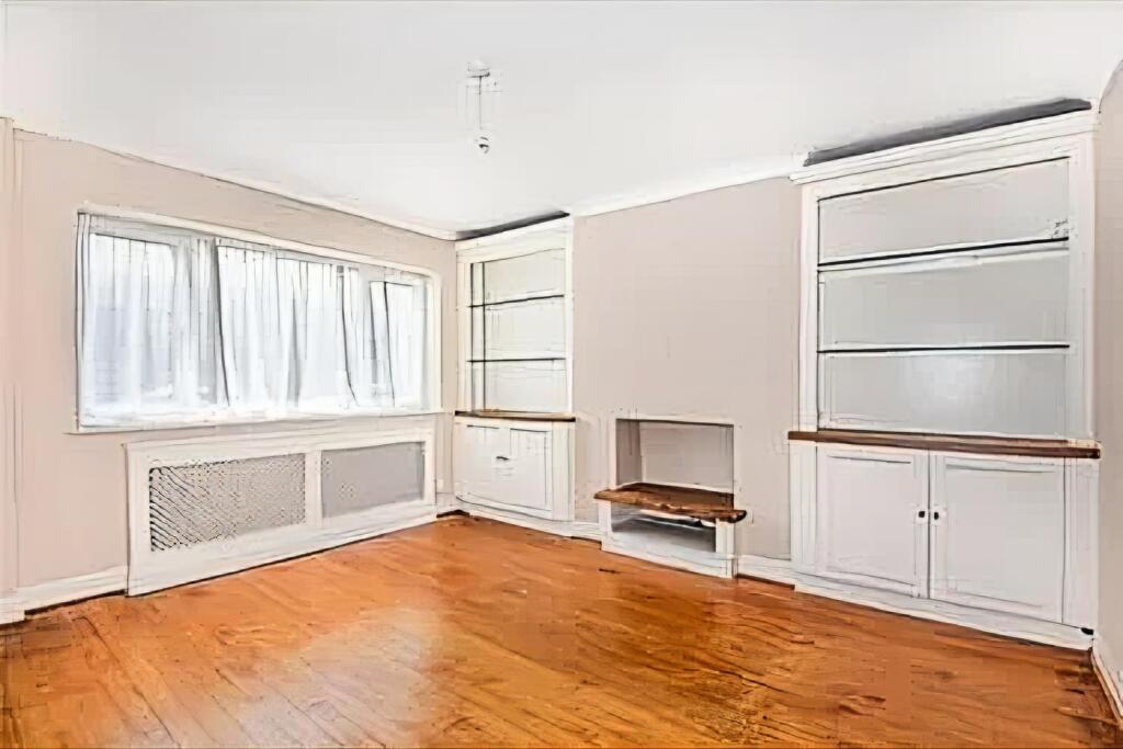 Main image of property: Yeading Fork, Hayes
