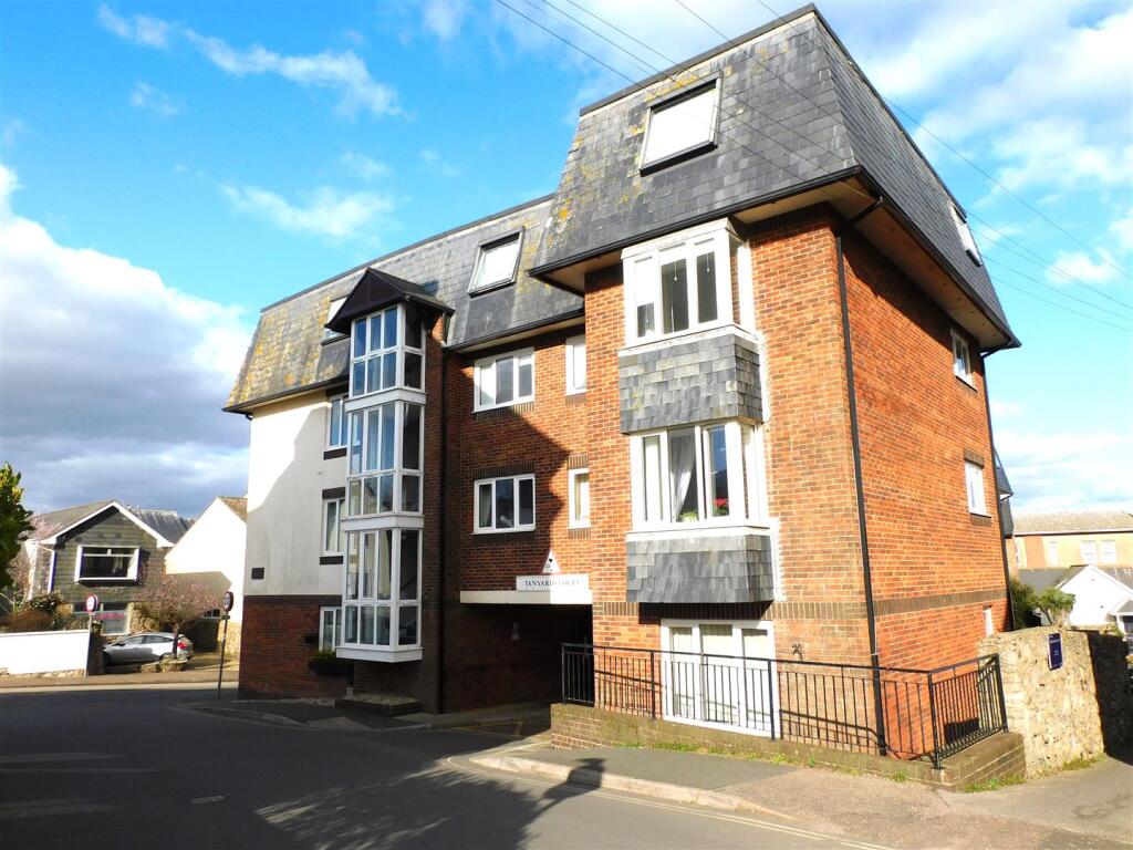 2-bed apartment on Beer Road, Seaton, £99,950