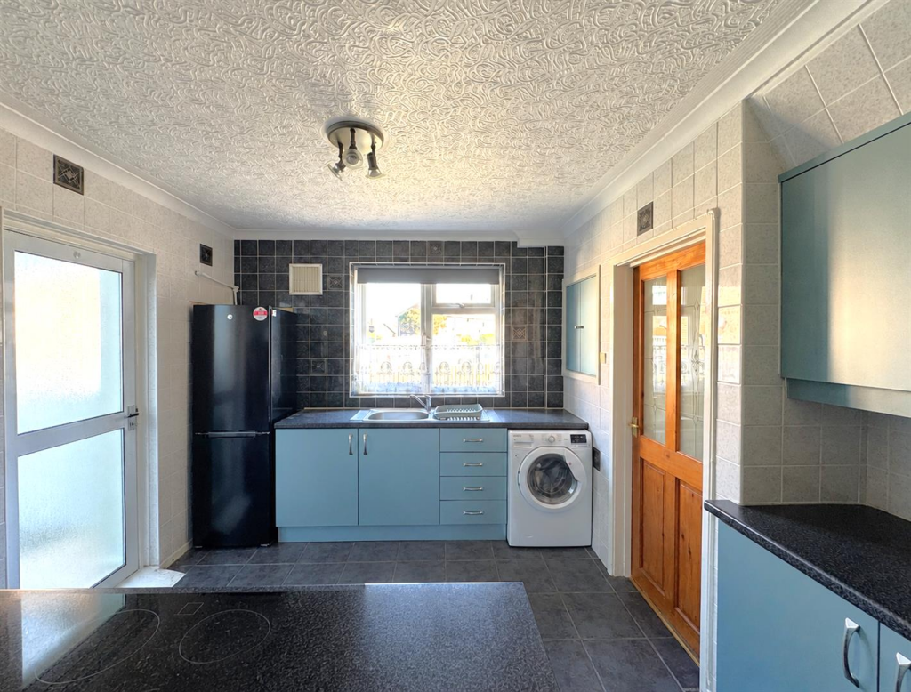 House in Weymouth, Dorset - View 2