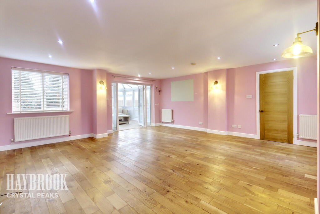 House in North East Derbyshire, Killamarsh - View 3