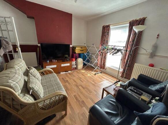 FLAT LOUNGE