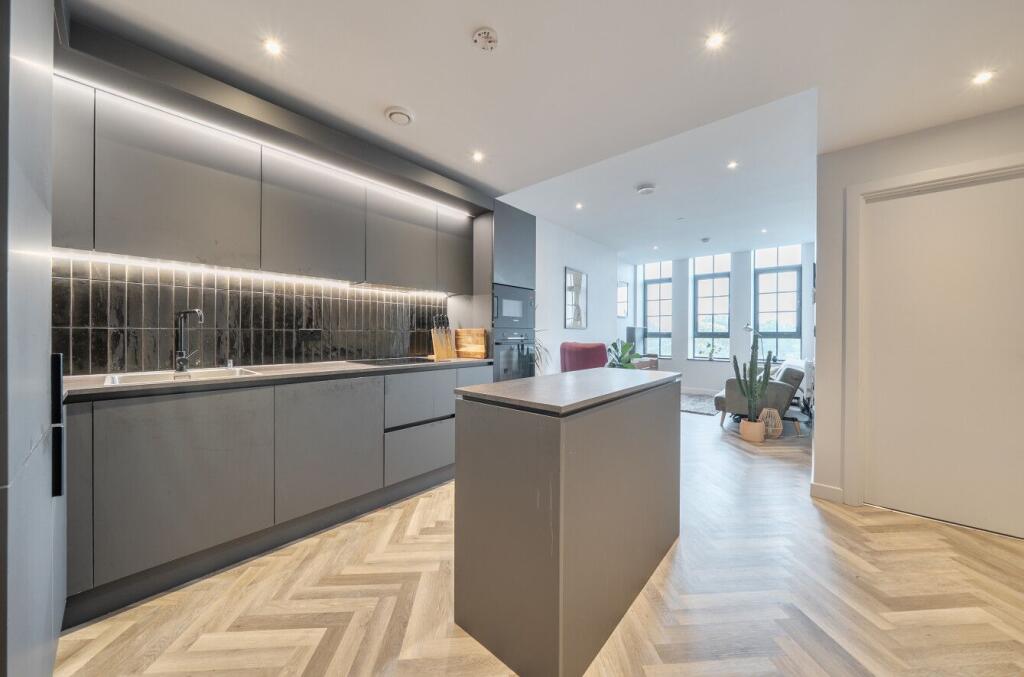 Apartment in York - View 2