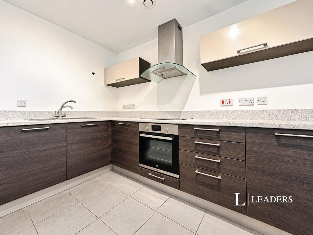 Apartment in Norwich - View 4