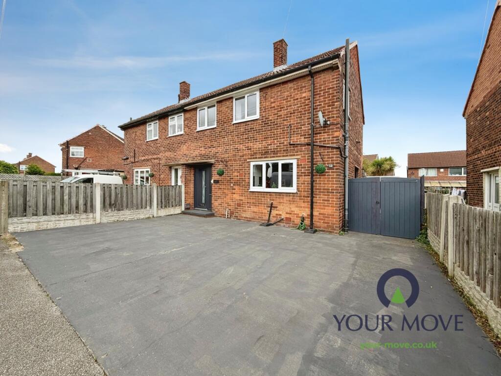 3-bed semi-detached on Chevet View, Royston, Barnsley, S71, £180,000