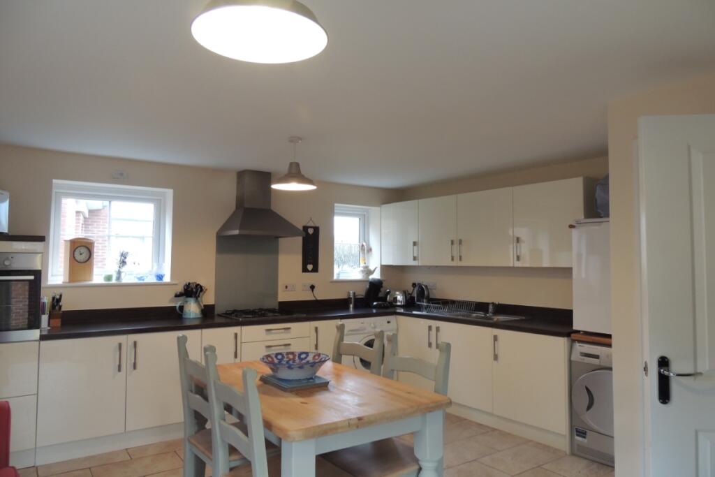 House in Swindon - View 5