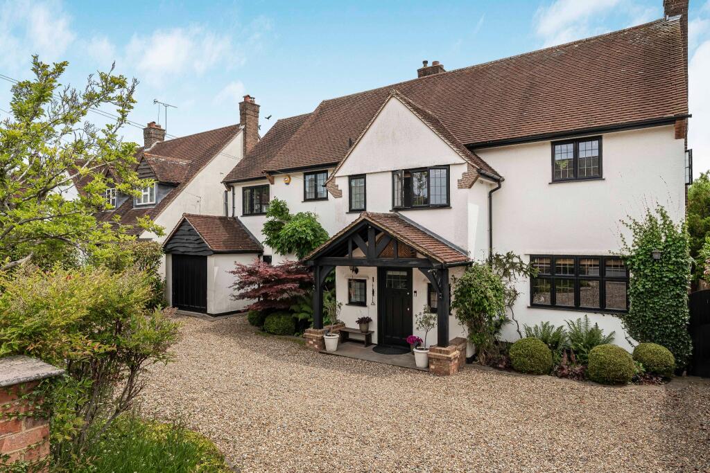 5-bed detached on Moffats Lane, Brookmans Park, AL9, £1,750,000