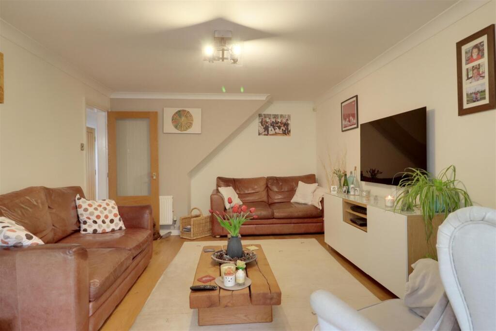 4 bed detached - Mill Bridge Close. Crewe Green image 3