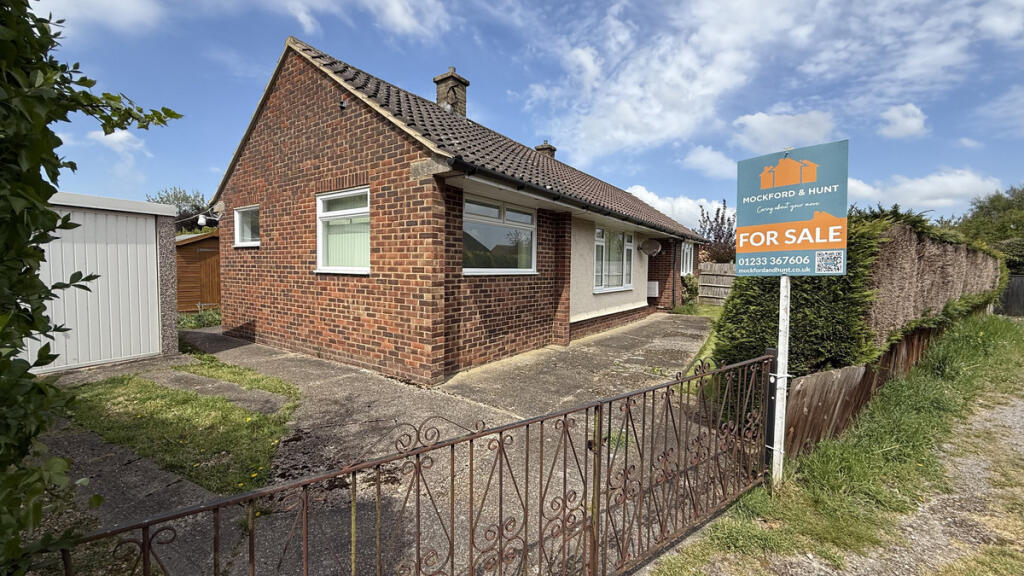 Main image of property: The Street, Kennington, TN24 9