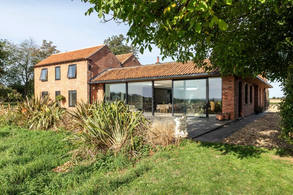 Main image of property: Hough-On-The-Hill, Grantham, NG32